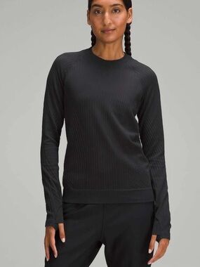NWOT Lululemon Rest Less Pullover Aerial Current Black Size 6